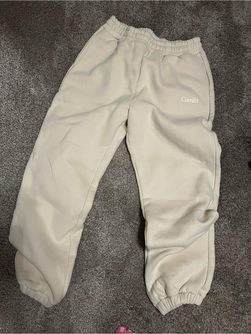 Comfrt- like new adult Cream Fleece signature sweatpants- color bone
